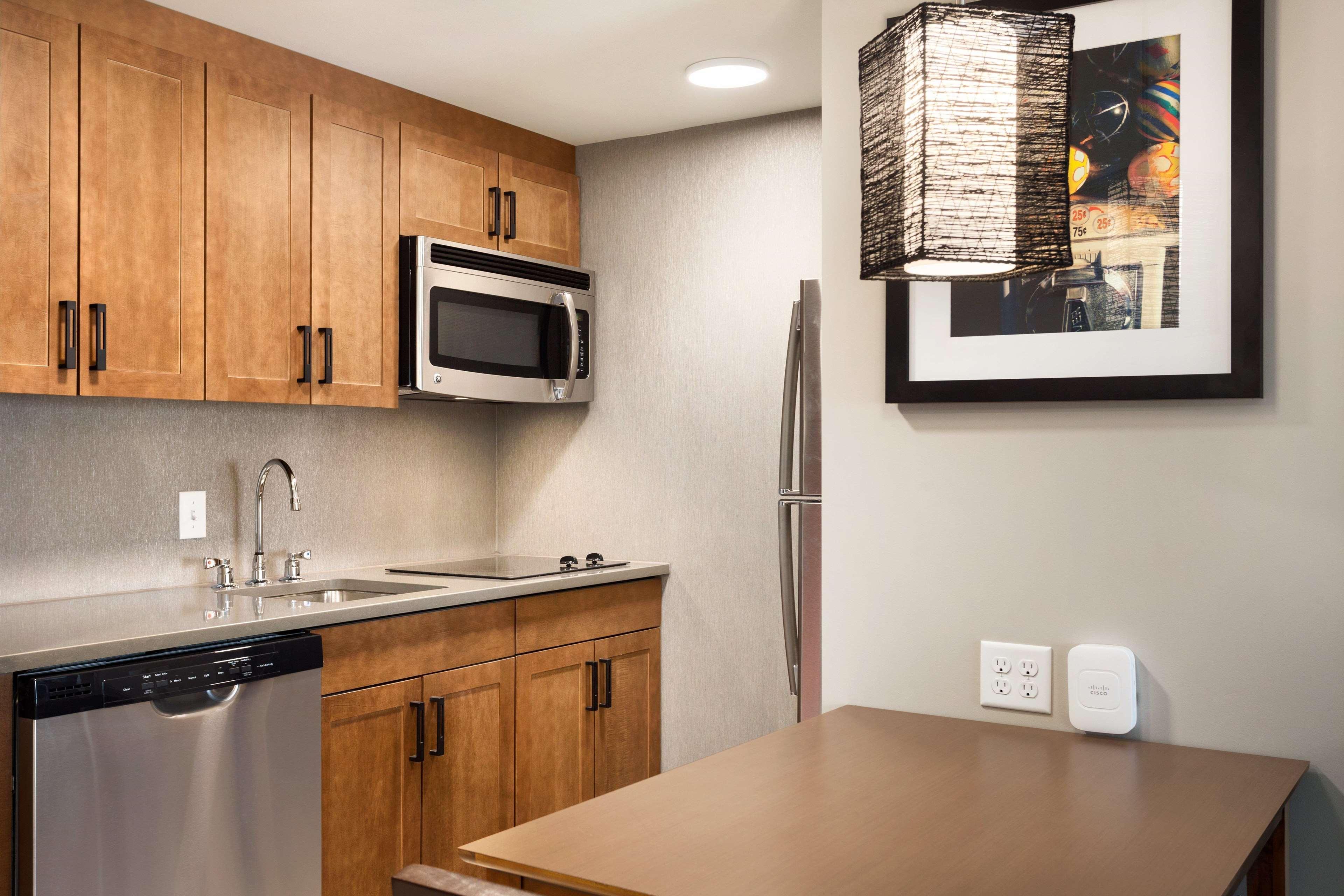 איסט סירקיוז Homewood Suites By Hilton Syracuse - Carrier Circle מראה חיצוני תמונה