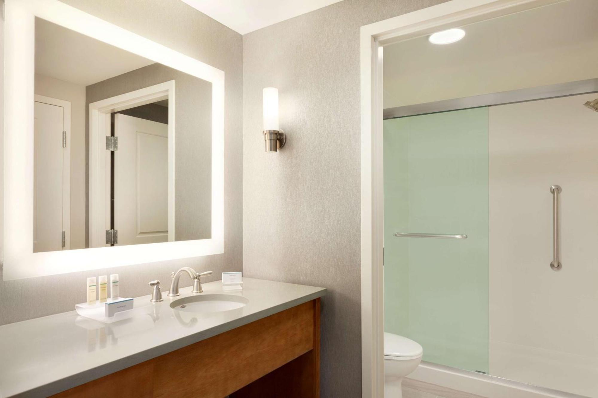 איסט סירקיוז Homewood Suites By Hilton Syracuse - Carrier Circle מראה חיצוני תמונה